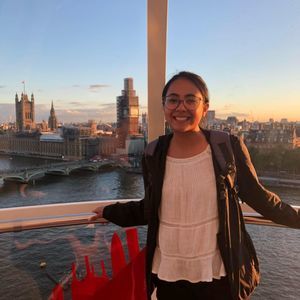 Meet your Posher, Leanne